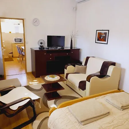 Апартаменты Orhideja *