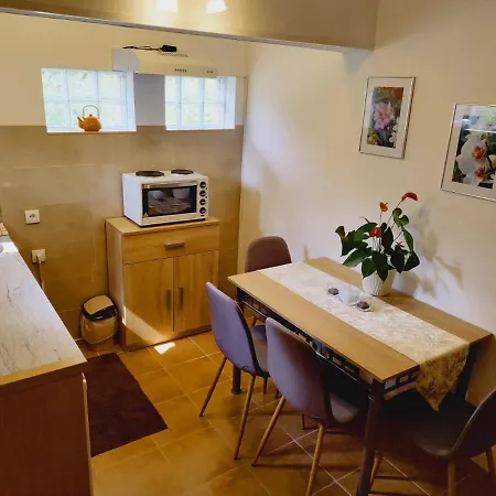 Апартаменты Orhideja *